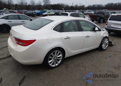 2013 Buick Verano Leather Group z USA, uszkodzony, nr VIN 1G4PS5SK9D4211700